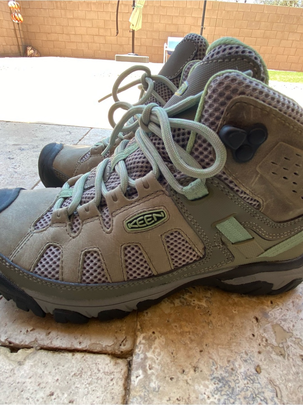 Keen Women’s SZ 7.5 W Targhee Vent Hiking Boots 1018589 EXCELLENT Spenco Insoles - Picture 3 of 10